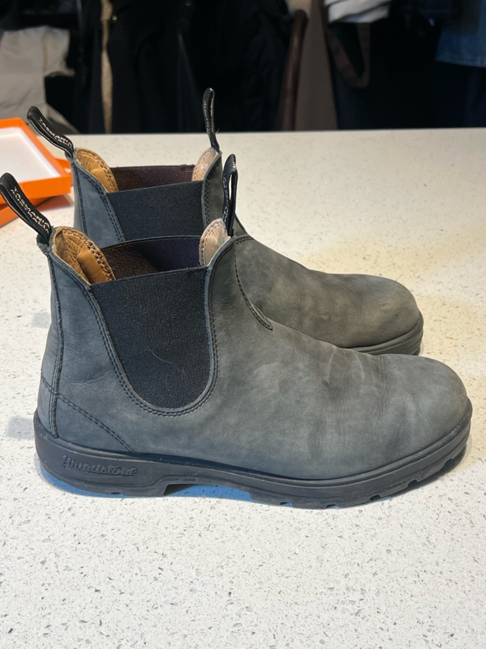 Blundstone rustic premium Chelsea nubuck black boots
